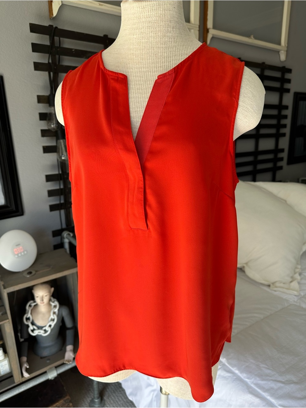 H&M Burnt Orange Sleeveless Split-Neck Top size 10